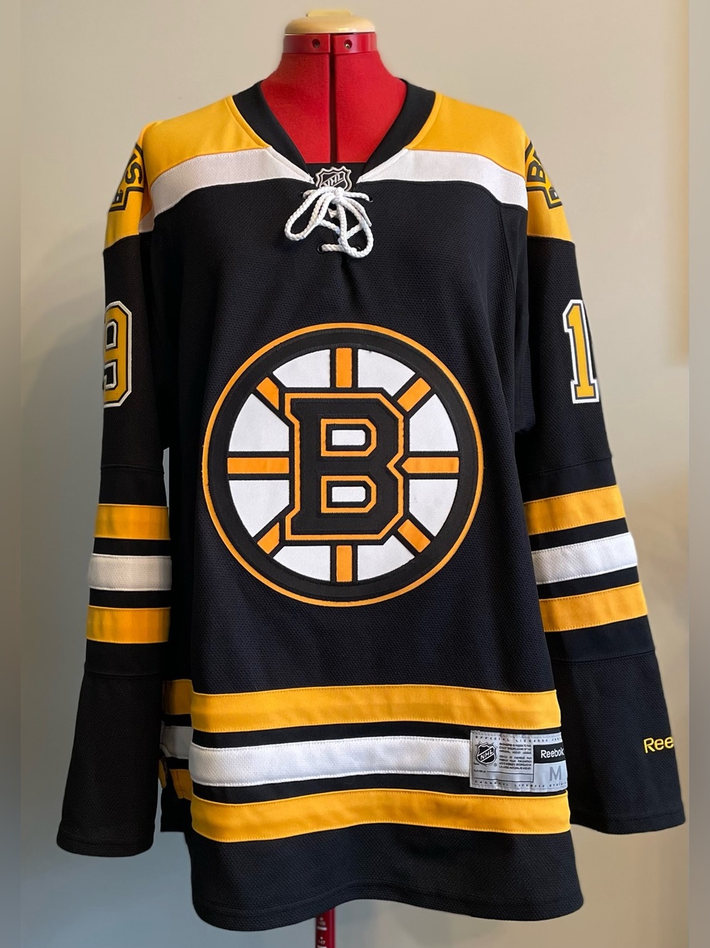 Reebok - Boston Bruins NHL jersey #19 Seguin - Size Medium